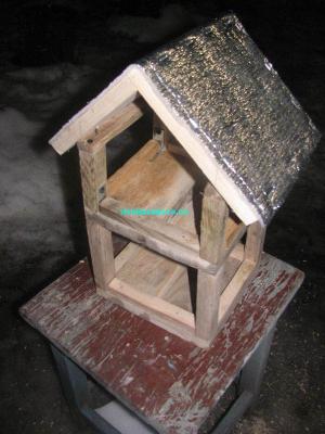  
Кормушка для птиц своими руками