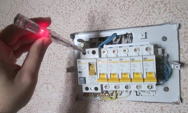 Электромонтажные работы в квартире: поэтапная схема выполнения Электромонтажные работы в квартире: поэтапная схема выполнения