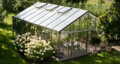 Парники своими руками: проекты и материалы для строительства Парники своими руками: проекты и материалы для строительства