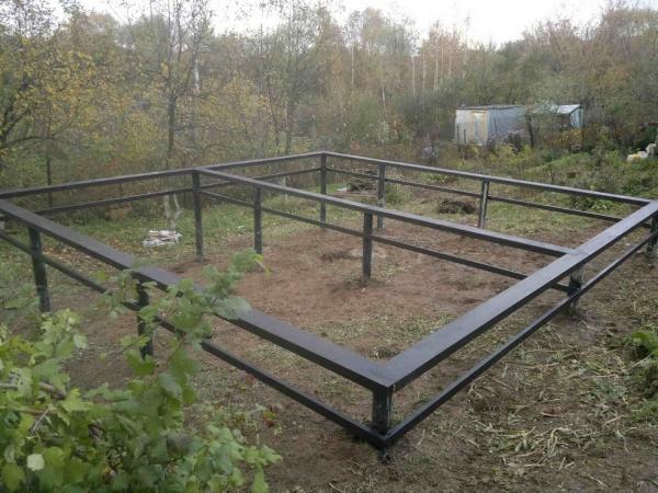 Сваи под фундамент бани Сваи под фундамент бани