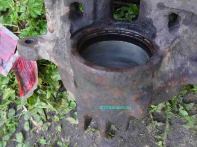 Замена поршня переднего суппорта на Мицибиси Каризма
Замена поршня переднего суппорта на Мицибиси Каризма