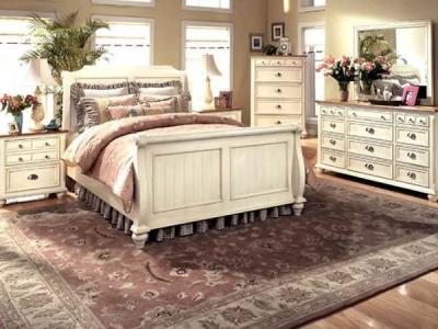 Спальня в деревенском стиле
Спальня в деревенском стиле