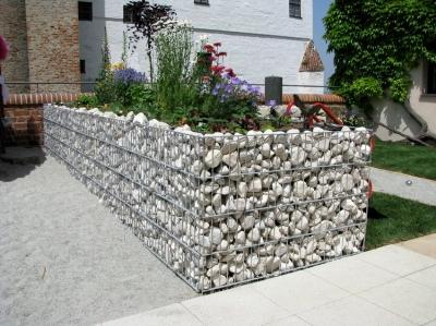 Грядки из металла с полимерным покрытием: особенности и виды конструкций Грядки из металла с полимерным покрытием: особенности и виды конструкций