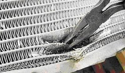 Как пользоваться холодной сваркой и в каких случаях ее применяют Как пользоваться холодной сваркой и в каких случаях ее применяют