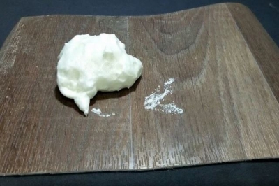 Чем отмыть монтажную пену Чем отмыть монтажную пену