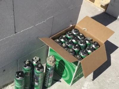 Клей пена для газобетонных блоков Клей пена для газобетонных блоков