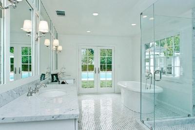 Каким материалом можно отделать ванную комнату