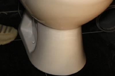 Крепление унитаза к полу — ТОП-5 способов с инструкциями! Крепление унитаза к полу — ТОП-5 способов с инструкциями!