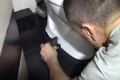 Крепление унитаза к полу — ТОП-5 способов с инструкциями! Крепление унитаза к полу — ТОП-5 способов с инструкциями!