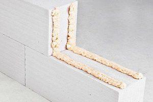 Клей пена для газобетонных блоков Клей пена для газобетонных блоков