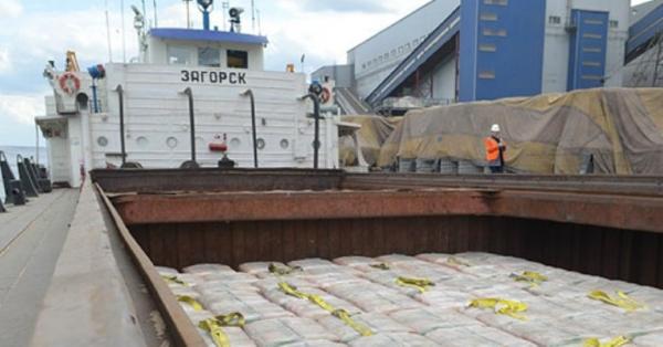 Сенгилеевский цементный завод впервые отгрузил цемент мешками в два яруса Сенгилеевский цементный завод впервые отгрузил цемент мешками в два яруса