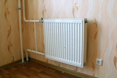 Схемы подключения радиаторов отопления в частном доме: особенности однотрубного и двухтрубного подключения Схемы подключения радиаторов отопления в частном доме: особенности однотрубного и двухтрубного подключения
