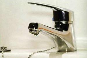 Как починить кран, если он капает — причины протечки и проверенные способы Как починить кран, если он капает — причины протечки и проверенные способы