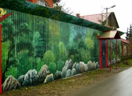 Как украсить забор из профнастила: интересные решения Как украсить забор из профнастила: интересные решения