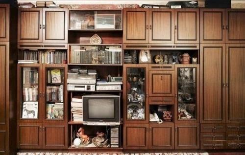 Модульная стенка в гостиной Модульная стенка в гостиной