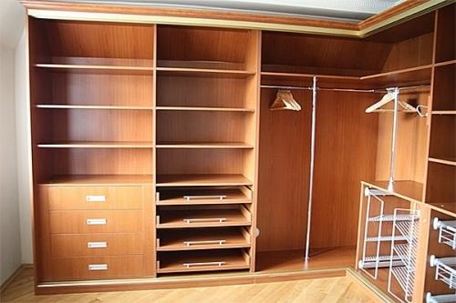 Секции в шкафу-купе: какие выбрать Секции в шкафу-купе: какие выбрать