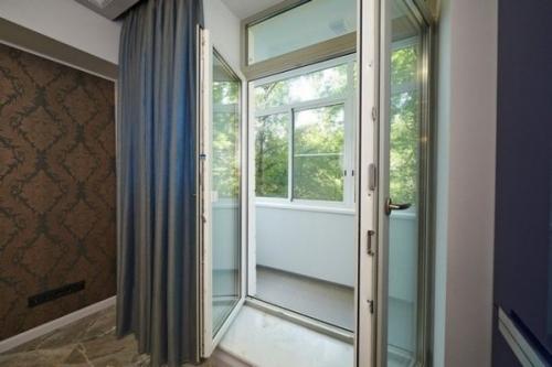 Дверь на балкон: виды Дверь на балкон: виды