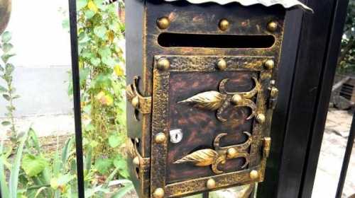 Как повесить почтовый ящик на забор Как повесить почтовый ящик на забор