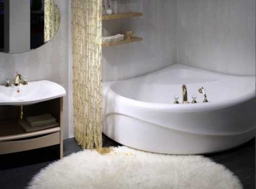 Особенности треугольных ванн Особенности треугольных ванн