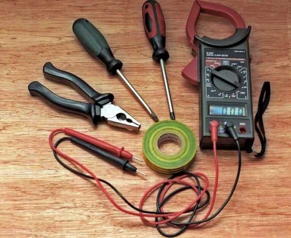 Ремонт люстры с пультом: поиск поломок, виновников проблем и их устранение Ремонт люстры с пультом: поиск поломок, виновников проблем и их устранение