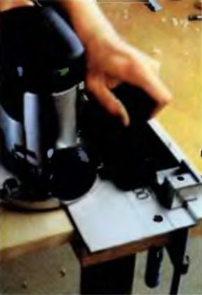 Приспособления и возможности ручного фрезера Приспособления и возможности ручного фрезера