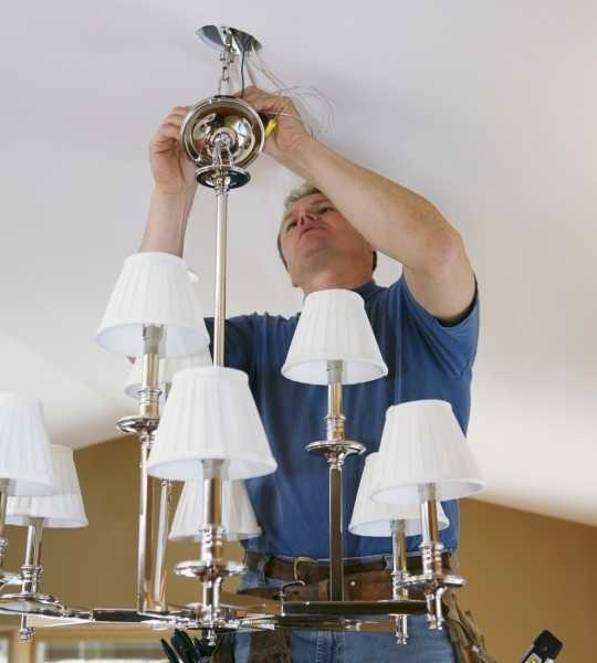 Монтаж освещения в квартире и частном доме Монтаж освещения в квартире и частном доме