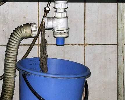 Раковина для ванной с пьедесталом: технология установки и подключения Раковина для ванной с пьедесталом: технология установки и подключения