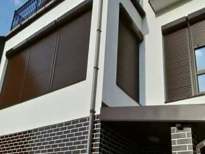 Как выбрать защитные ролеты на окна от производителя? Рассказывает «Алсер Как выбрать защитные ролеты на окна от производителя? Рассказывает «Алсер