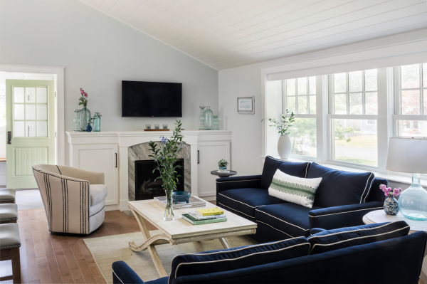 Как выбрать идеальный диван для гостиной: практическое руководство
Как выбрать идеальный диван для гостиной: практическое руководство